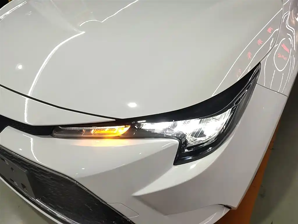 Toyota Levin 2022 185T CVT Luxury Edition фото 24