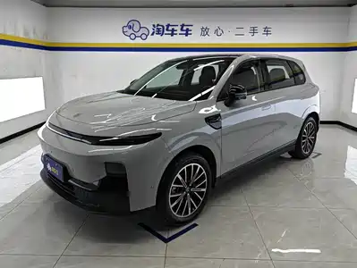 Leapmotor B10