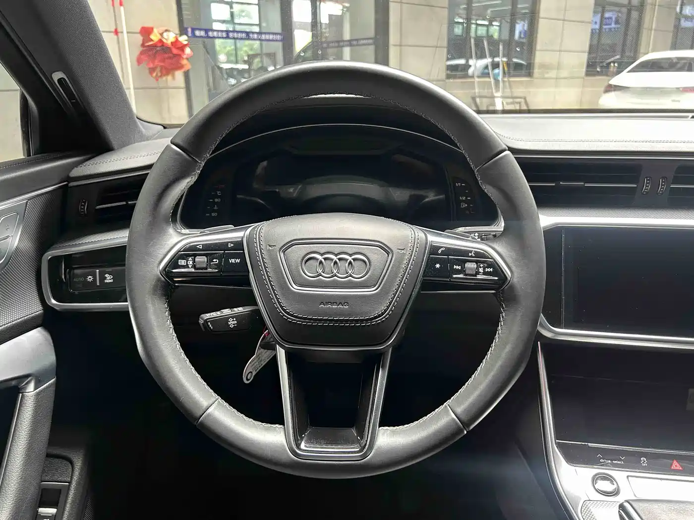 Audi A6L 2023 45 TFSI Premium Selection Dynamic фото 8