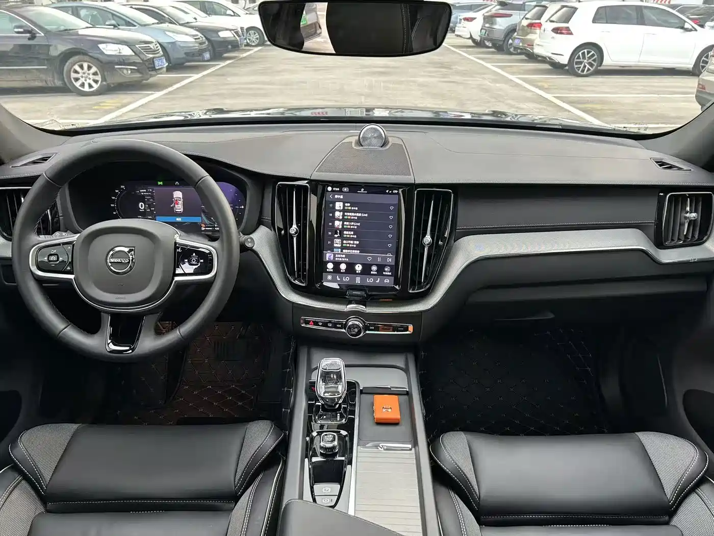 Volvo XC60 Plug-in Hybrid 2024 2024 T8 PHEV Long Range AWD Polar Night Edition