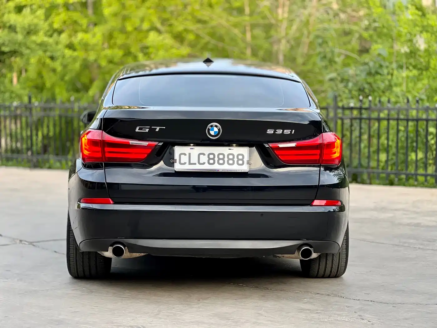 BMW 5 Series GT 2014 535i Leading фото 8