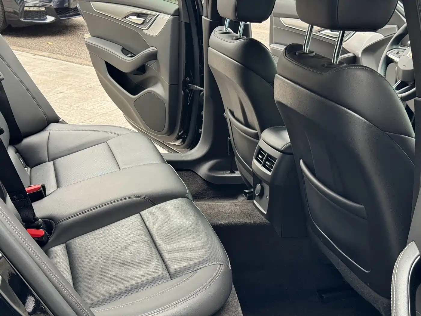 Cadillac CT5 2023 28T Luxury Style (Standard Edition) фото 6