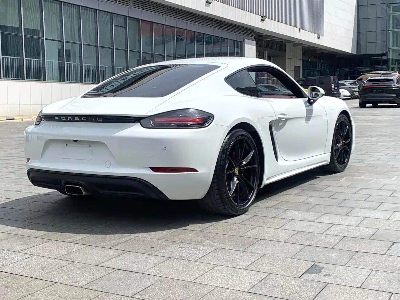 Porsche 718 2016 Cayman 2.0T фото 7