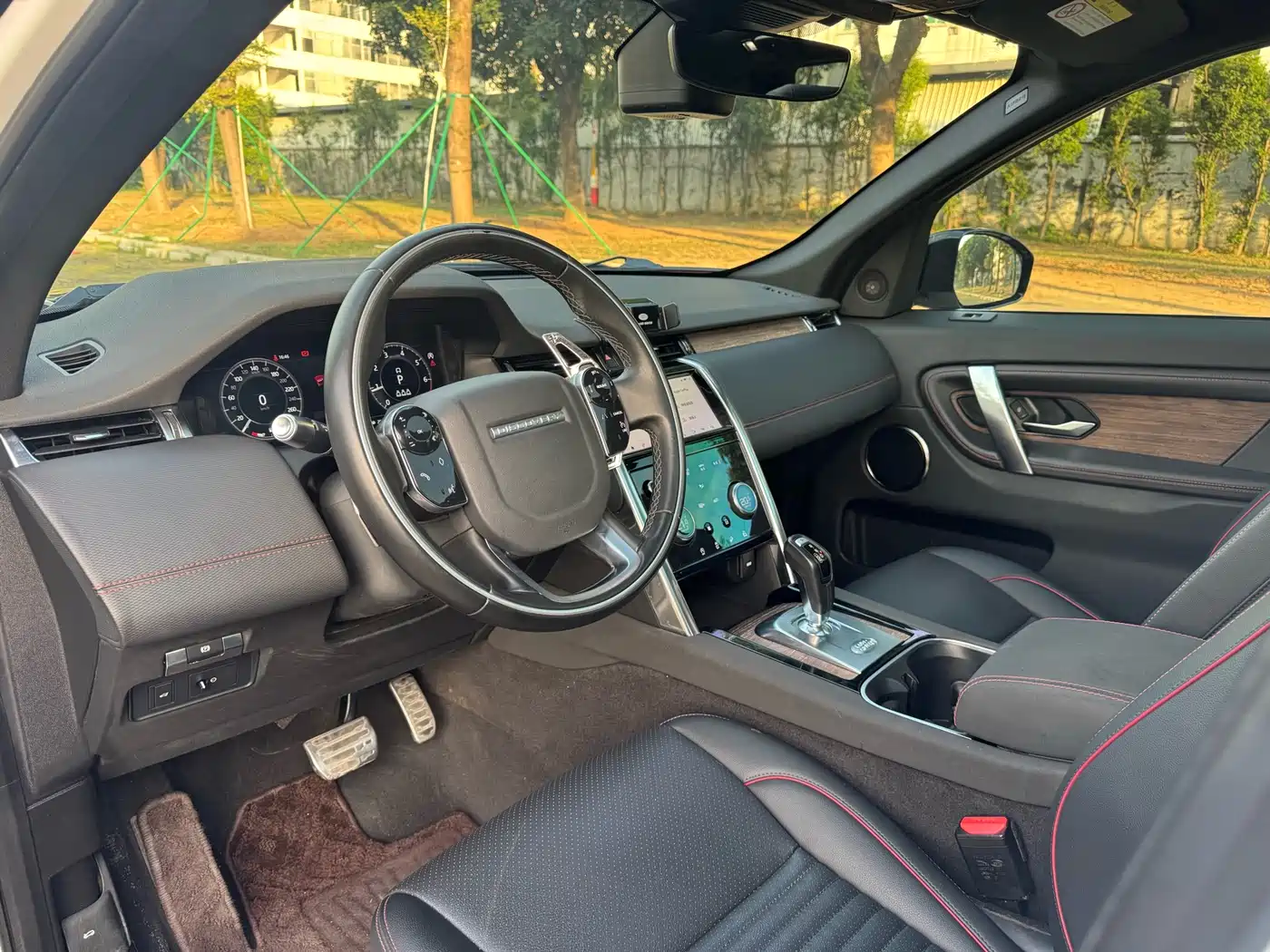 Land Rover Discovery Sport 2020 249PS R-Dynamic Performance Tech 5-seater фото 14