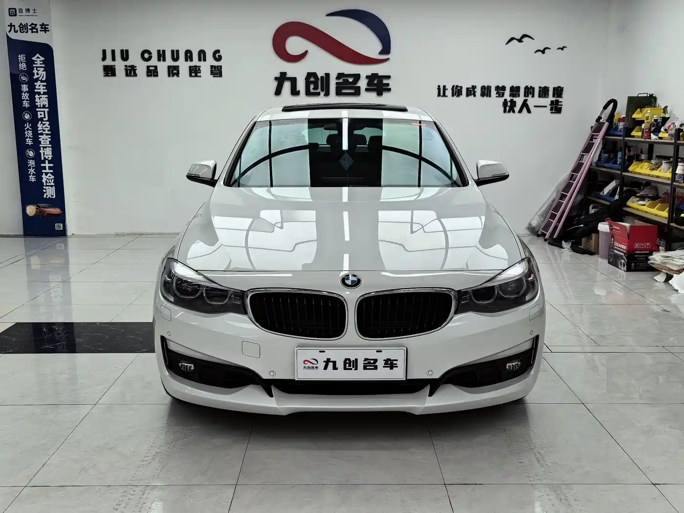BMW 3 Series GT 2017 320i Fashion фото 2
