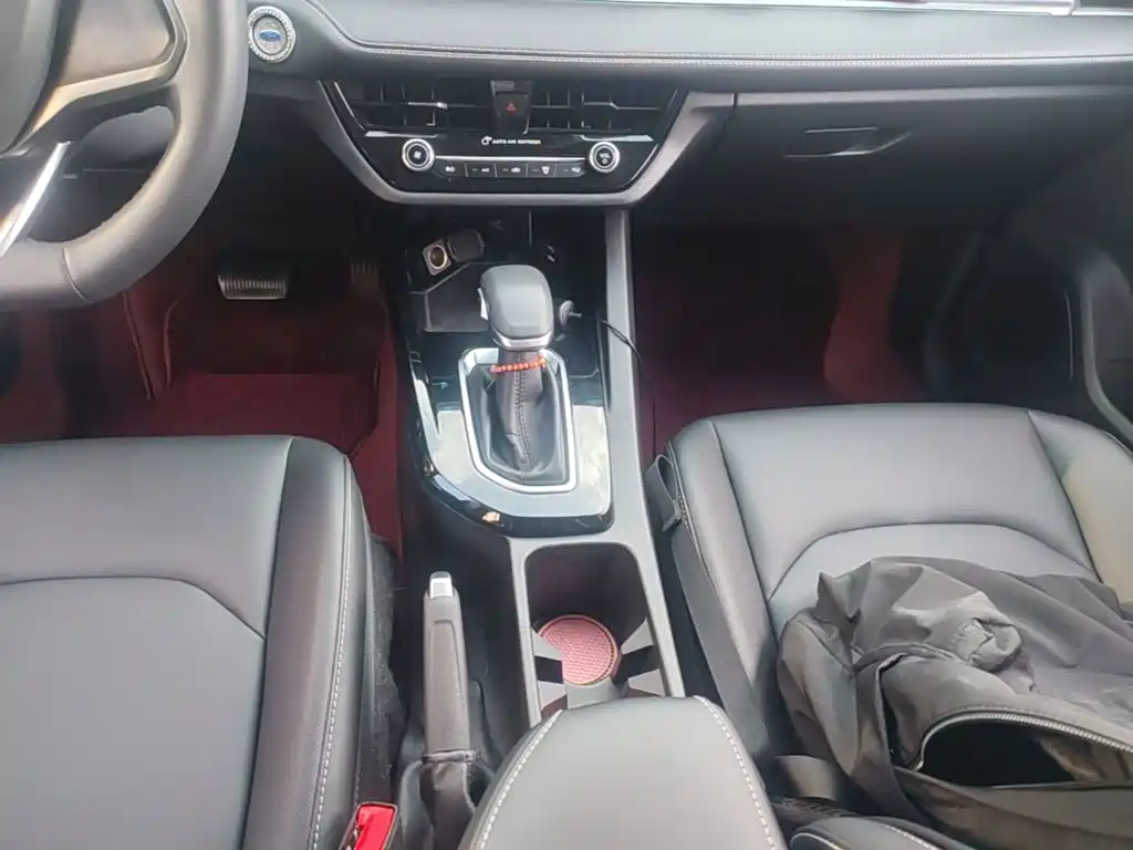 Ford Escort 2022 2021 1.5L Automatic Diamond Edition