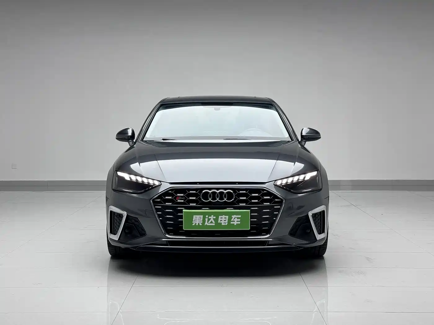 Audi A4L 2021 40 TFSI Premium Life Edition фото 2