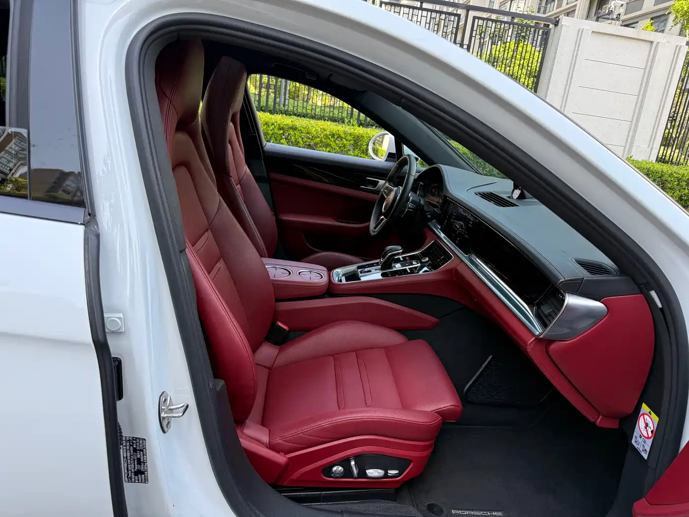 Porsche Panamera 2017 Panamera Executive Long Wheelbase 3.0T фото 18