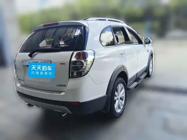 Chevrolet Captiva 2014 2.4L 4WD Flagship 7-seater — фото 2