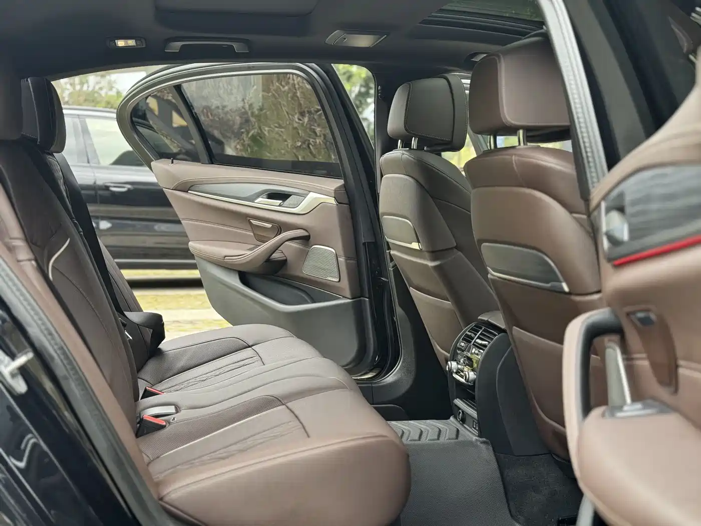 BMW 5 Series 2023 Facelift 530Li Premium M Sport Package фото 12