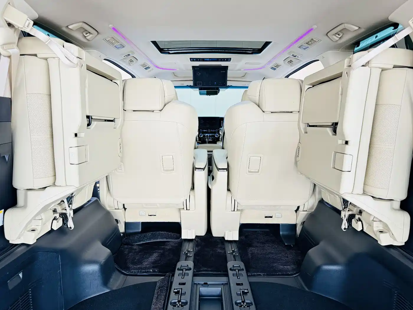 Toyota Vellfire 2021 Crown Hybrid 2.5L HV Premium Edition фото 13