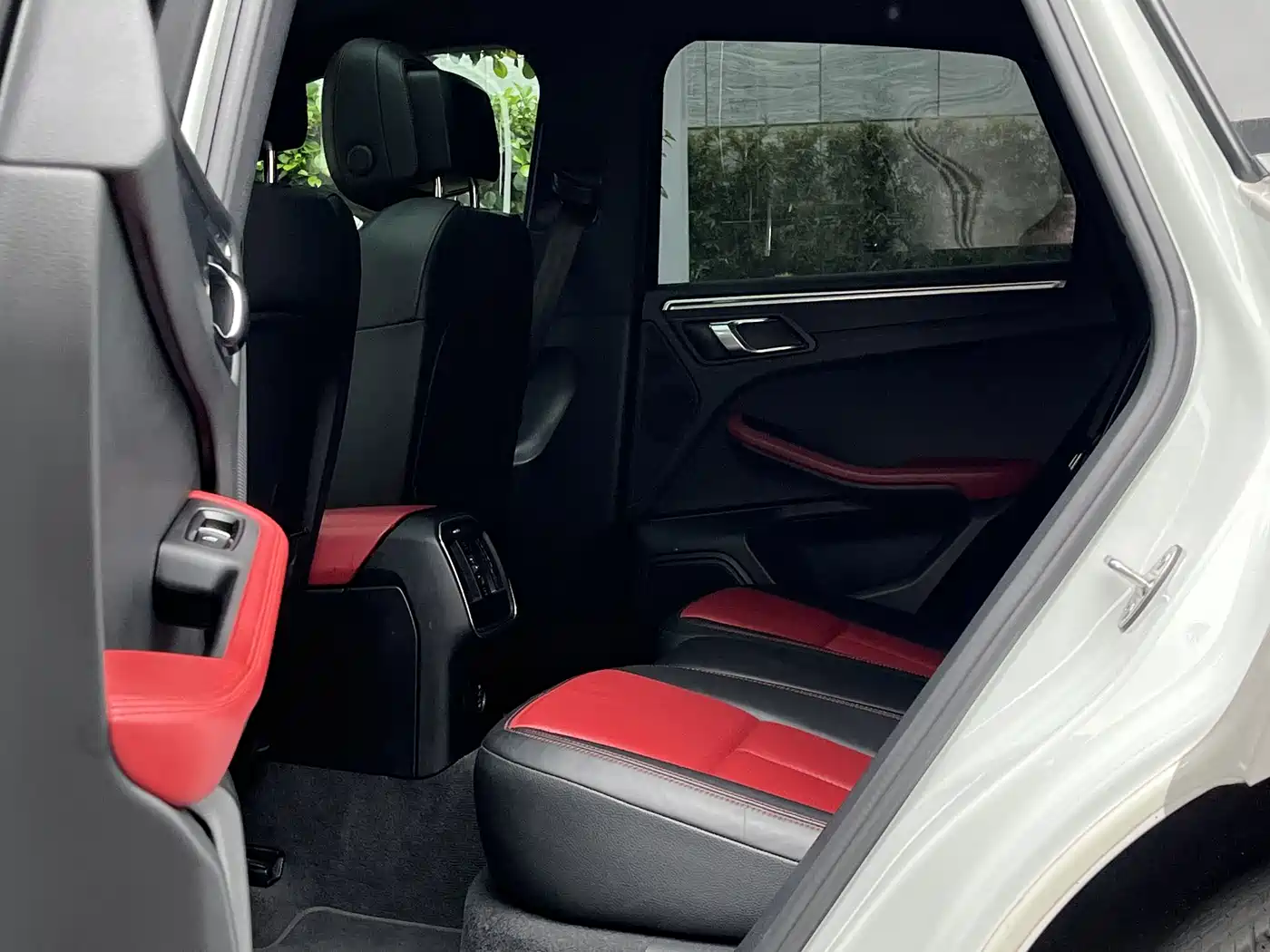Porsche Macan 2017 Macan 2.0T фото 19