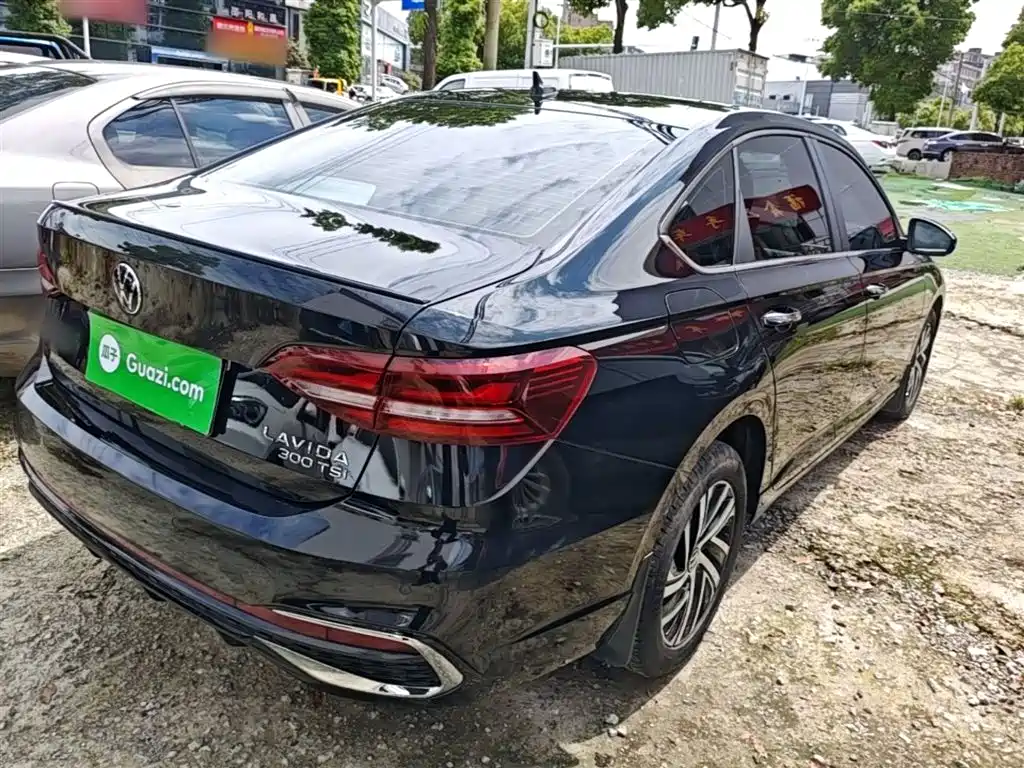 Volkswagen Lavida 2024 Model 300TSI DSG Starlight Full Comfort Edition фото 7
