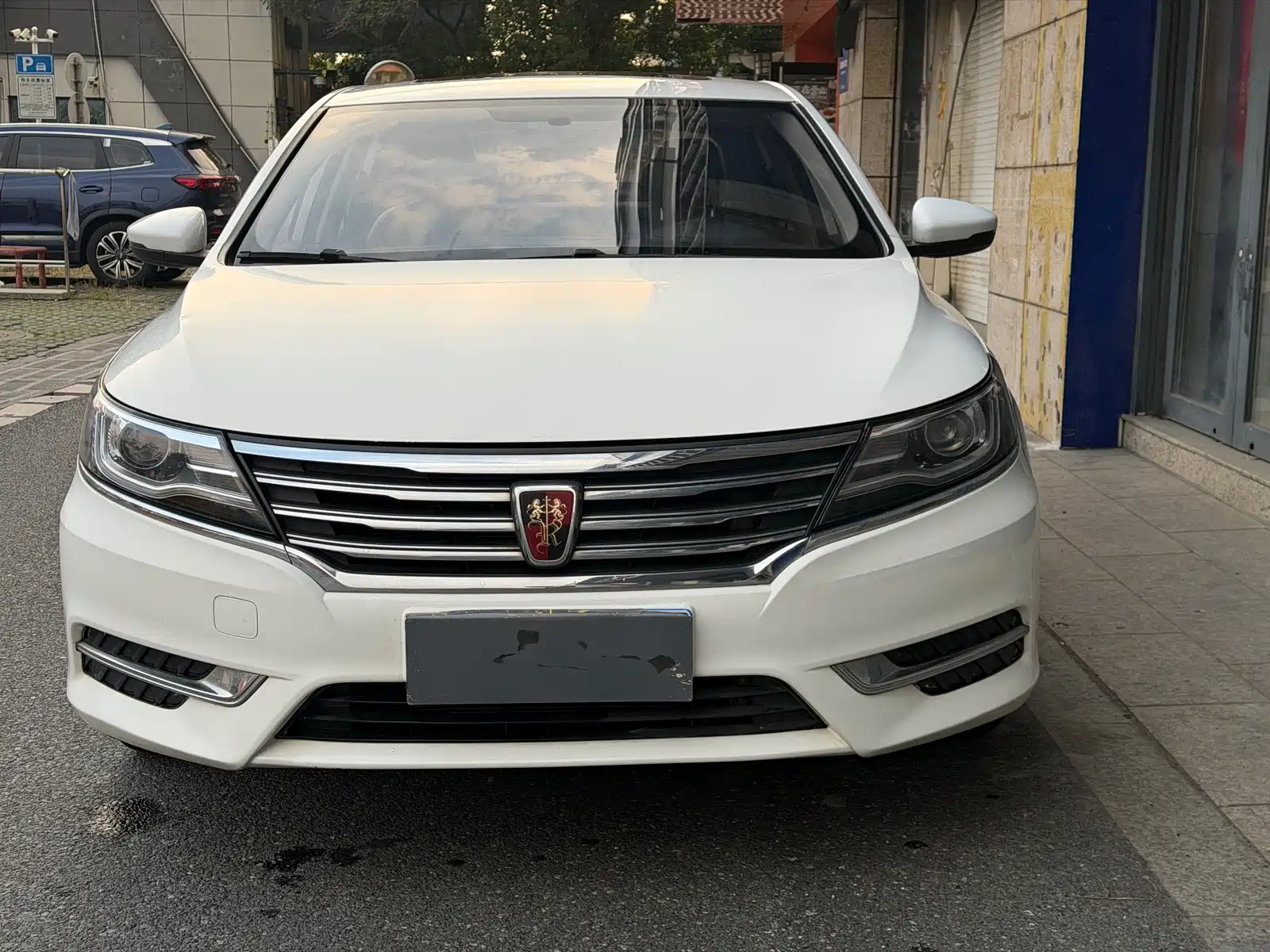 Фото 2 - Roewe i6