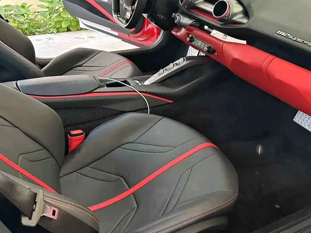 Ferrari 812 2019 2017 6.5L Superfast