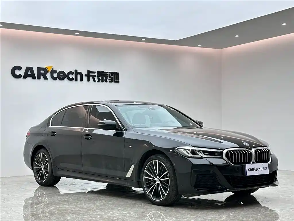 BMW 5 Series 2023 530Li Leading M Sport Package фото 6