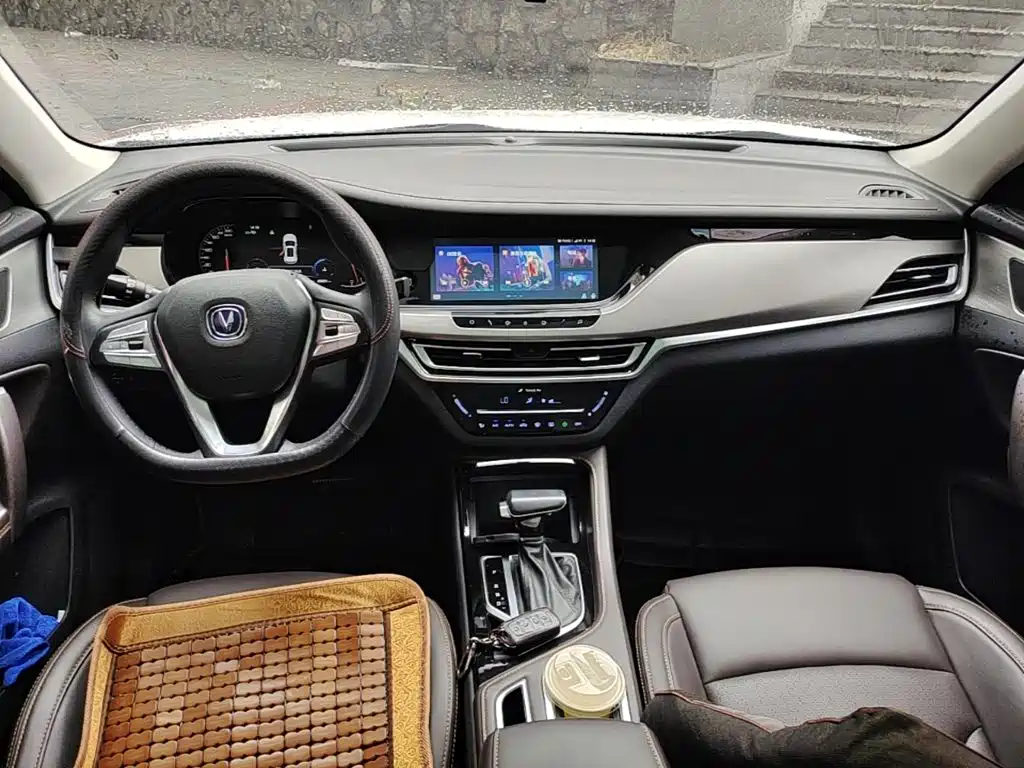 Changan CS35 PLUS 2019 2018 1.6L Automatic Smart Connect China V