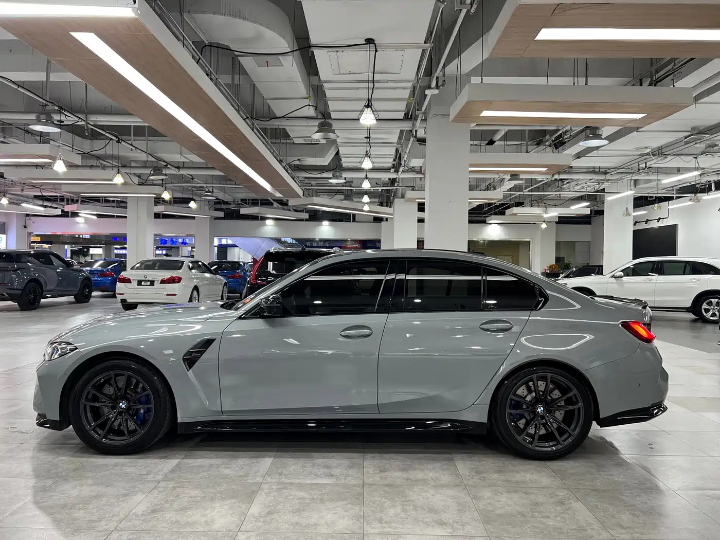 BMW M3 2023 M3 Sedan Thunder Edition фото 4