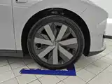 Photo 6 - Li Auto i6