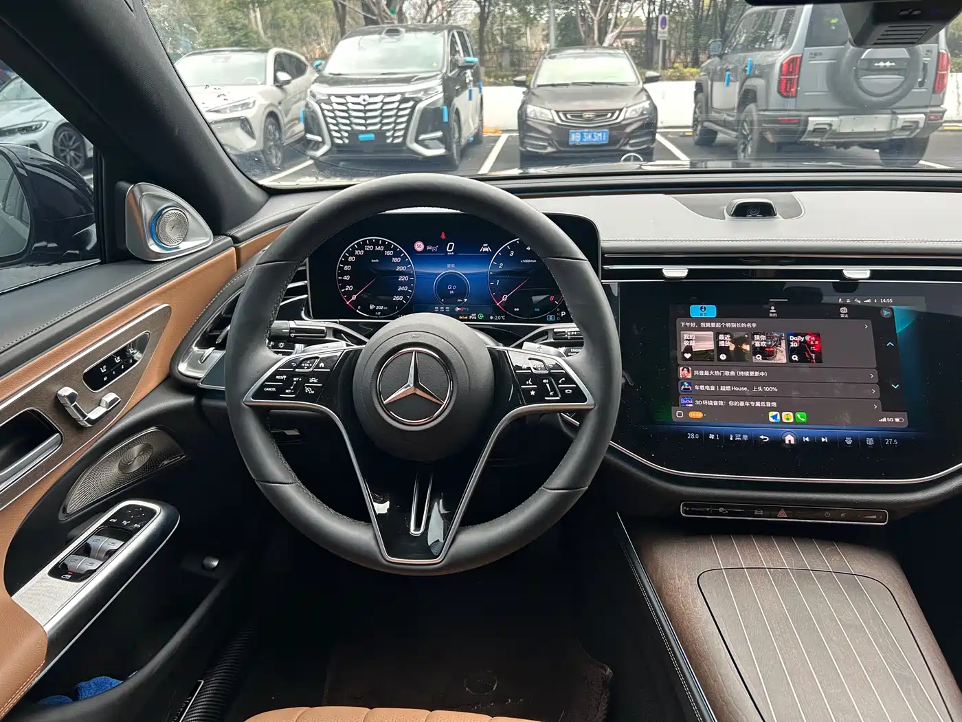 Mercedes-Benz E-Class 2024 E 300 L Fashion фото 7