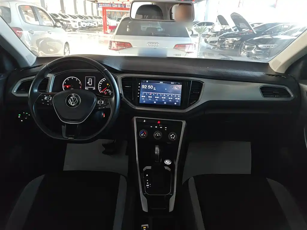 Volkswagen T-ROC 2018 230TSI DSG 2WD Progressive China V фото 7