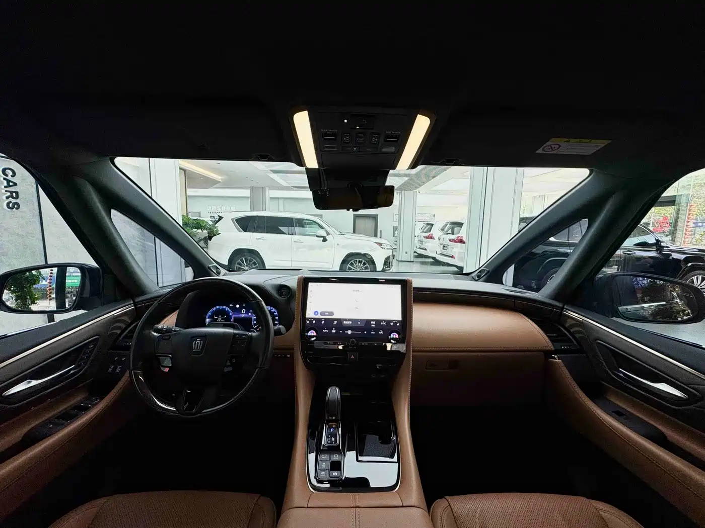 Toyota Vellfire 2024 Crown Hybrid 2.5L Executive Premium Edition фото 11