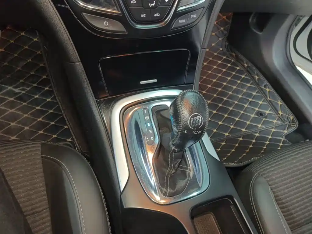 Buick Regal 2015 1.6T Leading Tech Edition фото 14