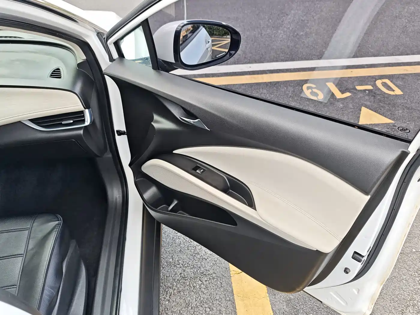 Buick Velite 6 2020 2020 Plug-in Hybrid Connected Fashion Edition
