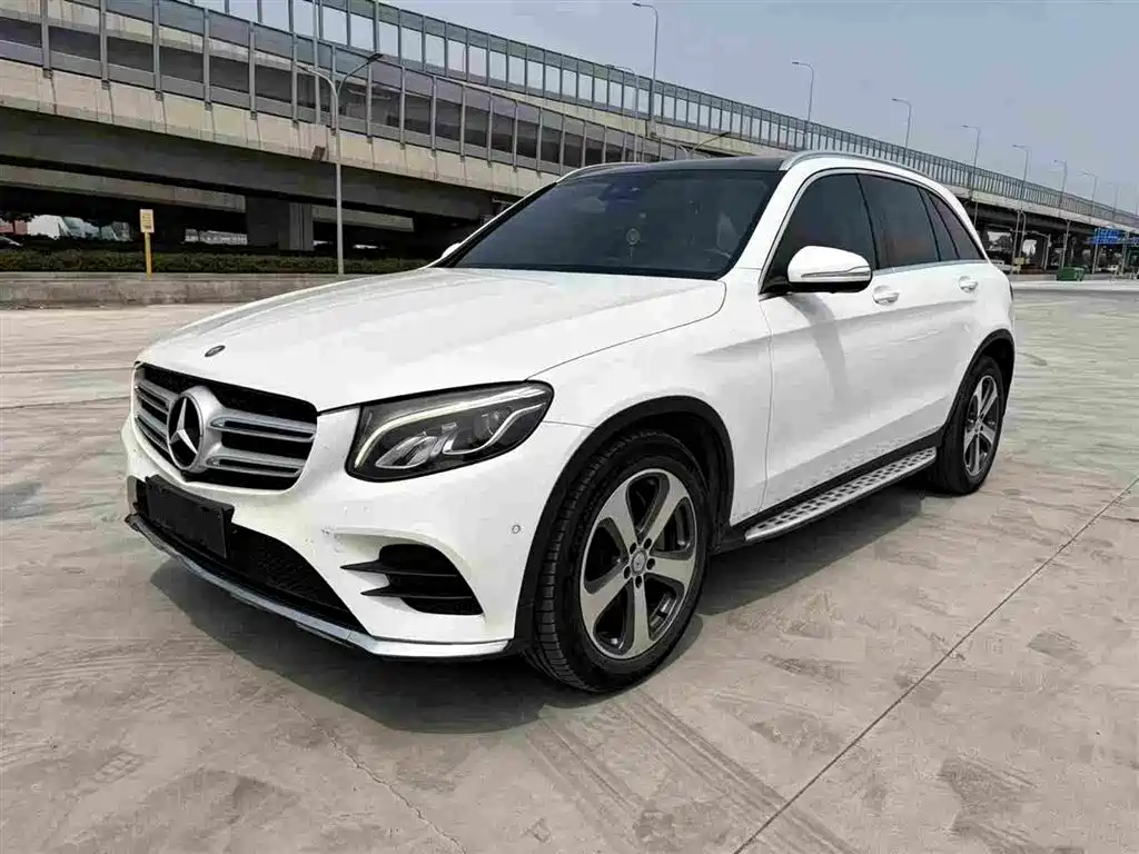Mercedes-Benz GLC 2017 GLC 260 4MATIC Luxury