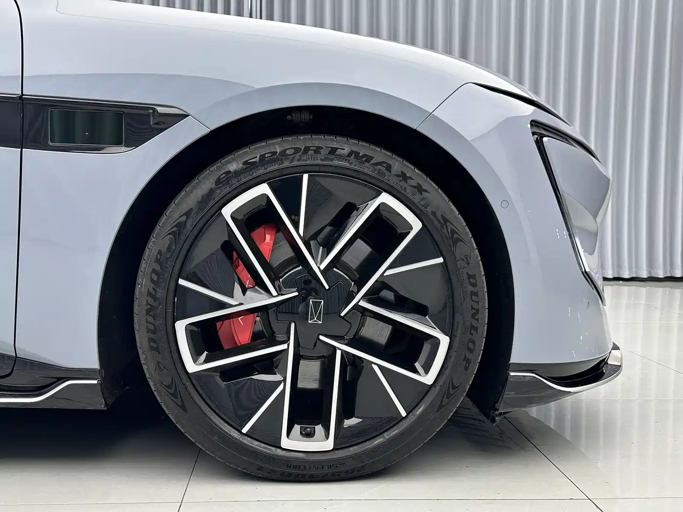 Avatr 12 2023 650 Triple Laser AWD Performance Edition фото 7