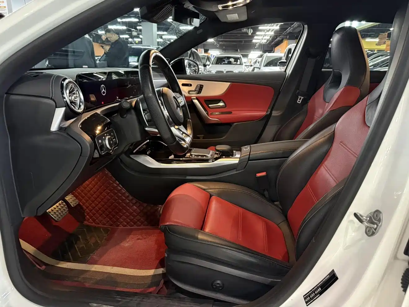 Mercedes-Benz A-Class AMG (Import) 2020 AMG A 35 4MATIC фото 7