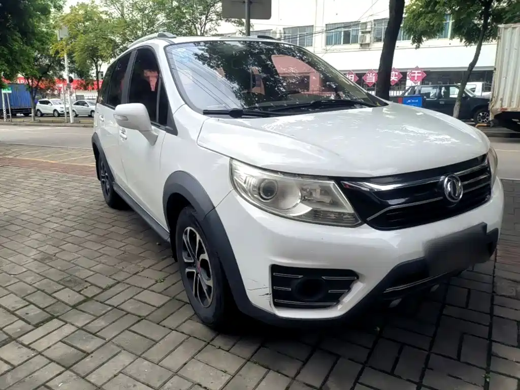 Dongfeng Fengxing Joyear X3 2016 2016 1.5L Luxury
