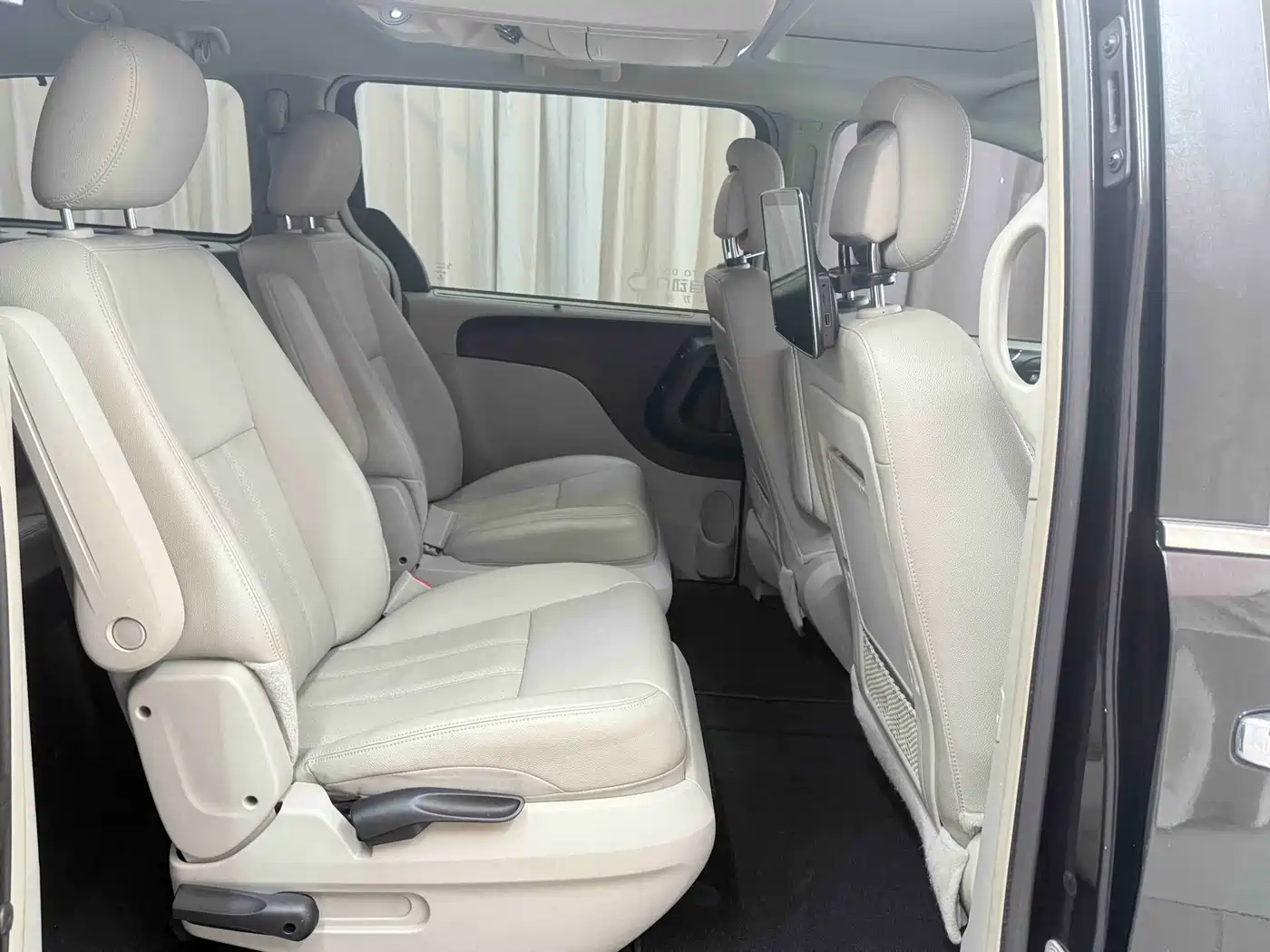 Chrysler Grand Voyager (Import) 2015 2014 3.6L Comfort Edition