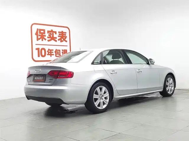 Audi A4L 2012 2.0 TFSI Automatic Technology — фото 2
