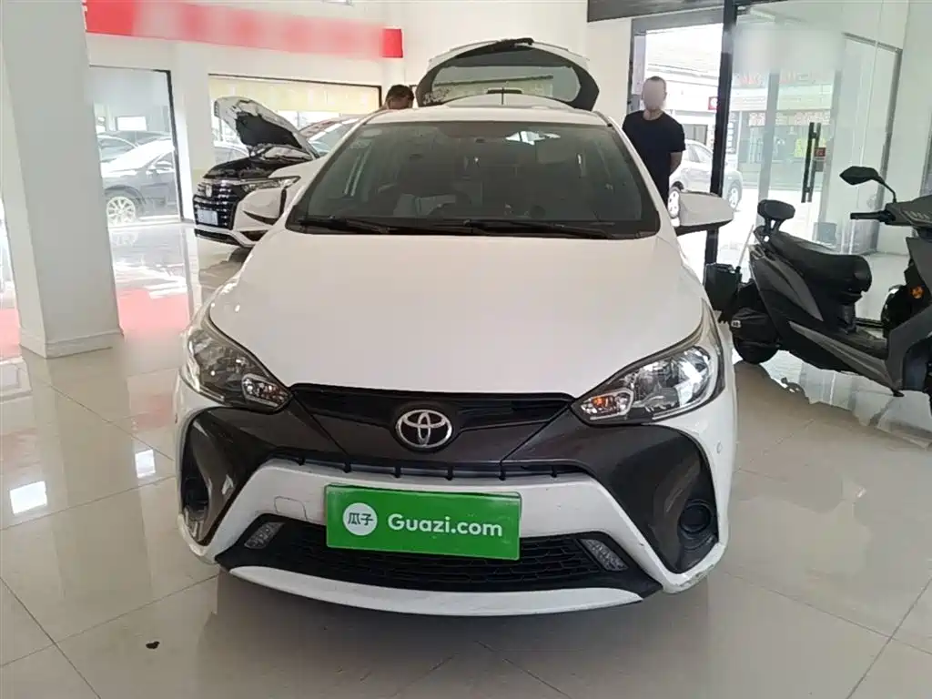 Toyota YARiS L Zhi Xuan 2016 Facelift 1.5E CVT Charming Edition фото 3