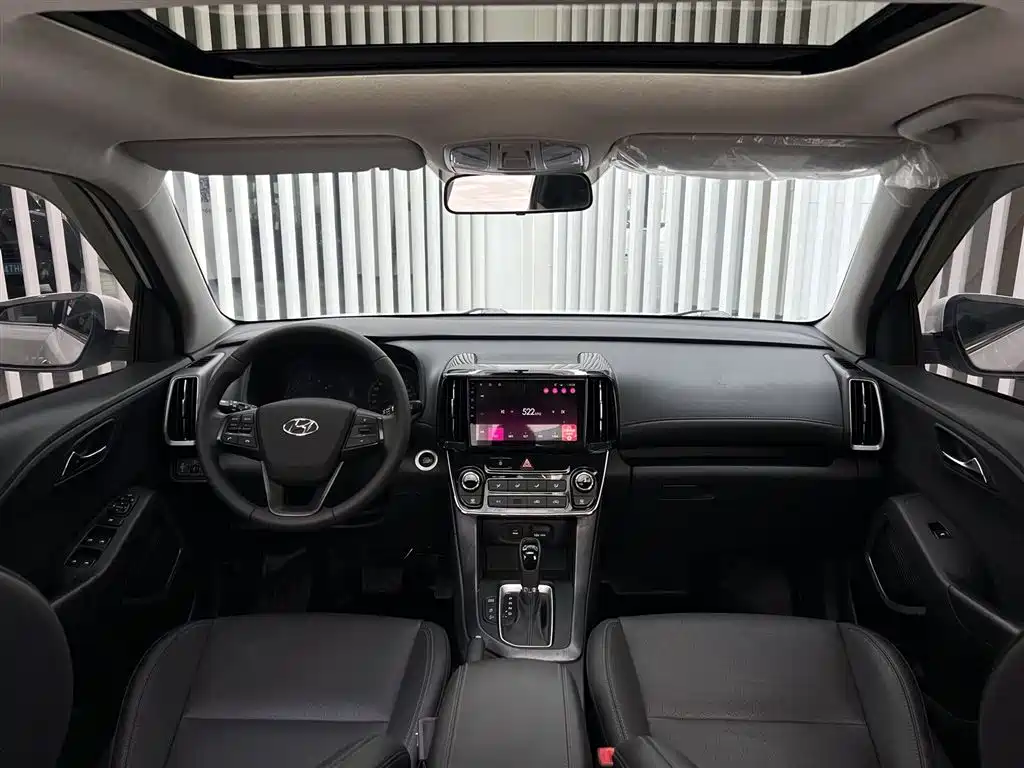 Hyundai Beijing Hyundai ix35 2019 2.0L Automatic 2WD Zhiyong·Enjoy China V фото 9