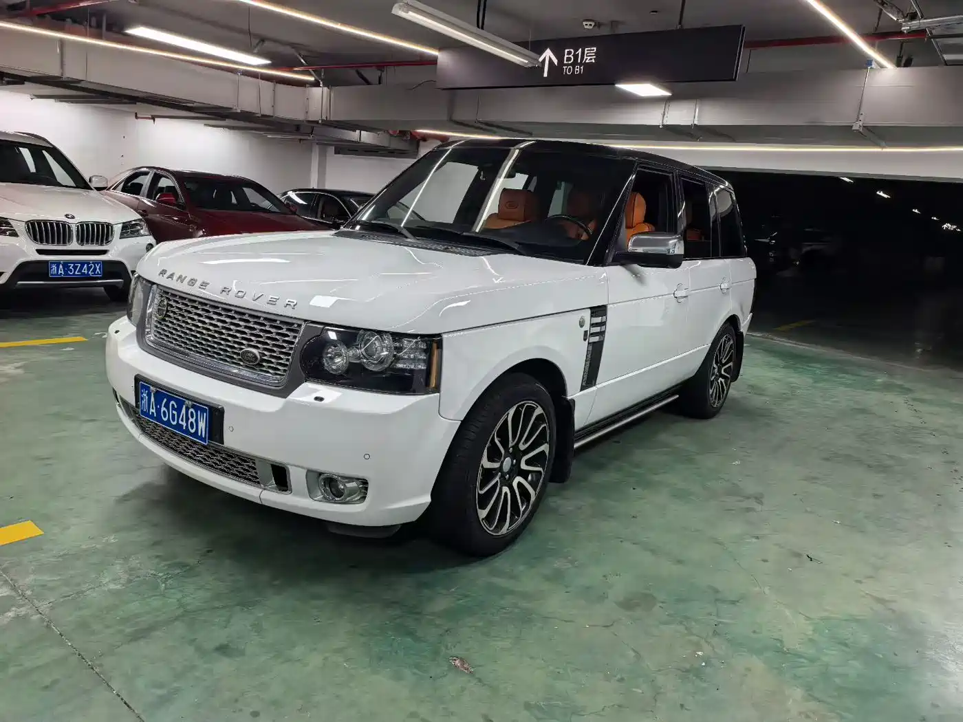 Land Rover Range Rover 2012 2010 5.0 NA V8 HSE