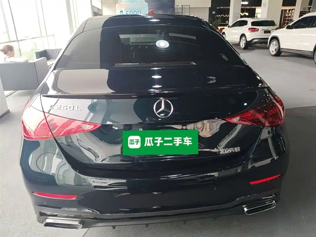 Mercedes-Benz C-Class 2023 Facelift C 260 L Night Sport Edition фото 6
