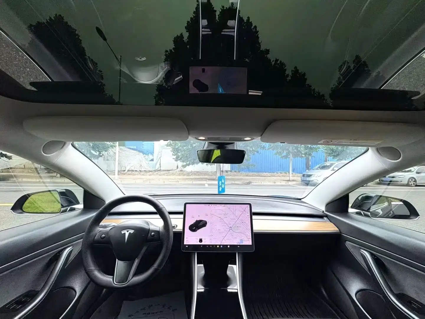 Фото 5 - Tesla Model 3