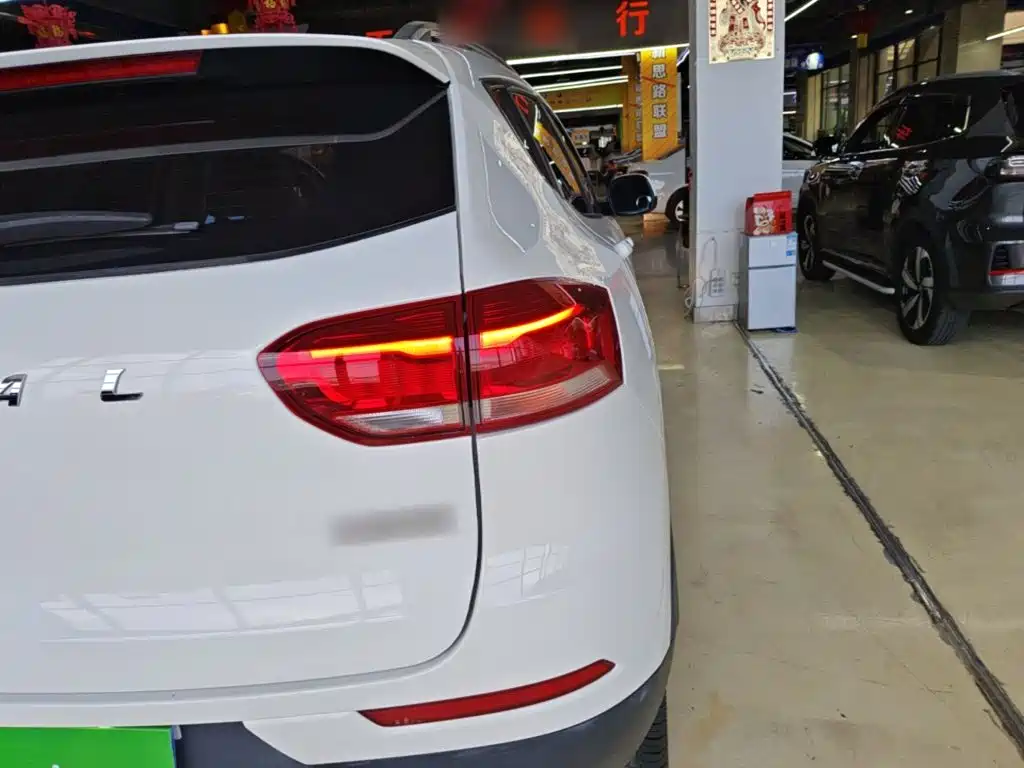 Haval H2s 2018 2017 Model Red Label 1.5T DCT Comfort