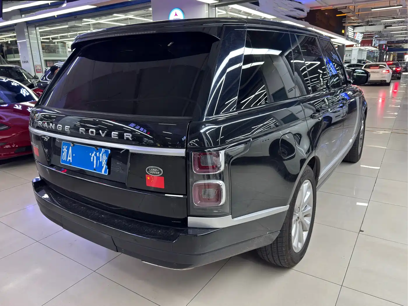 Фото 8 - Land Rover Range Rover