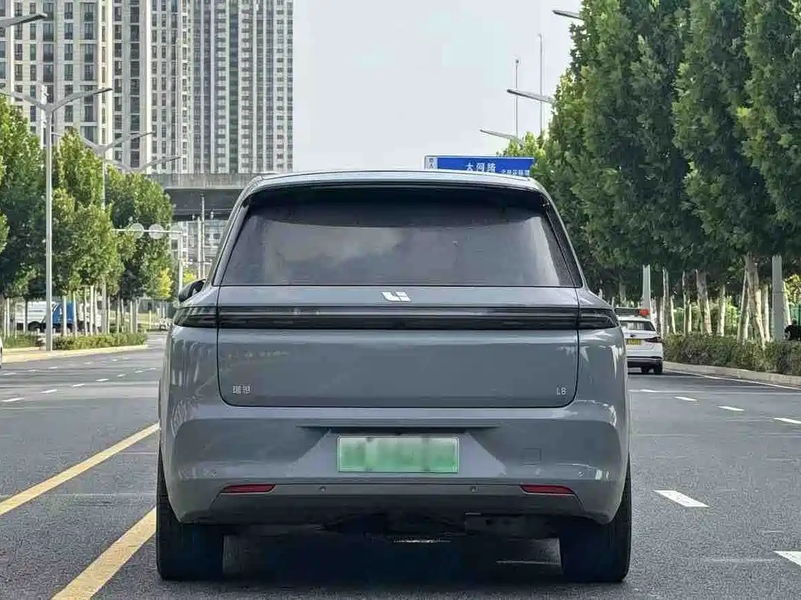 Li Auto Li L8 2025 2025 Max Smart Renewal Edition