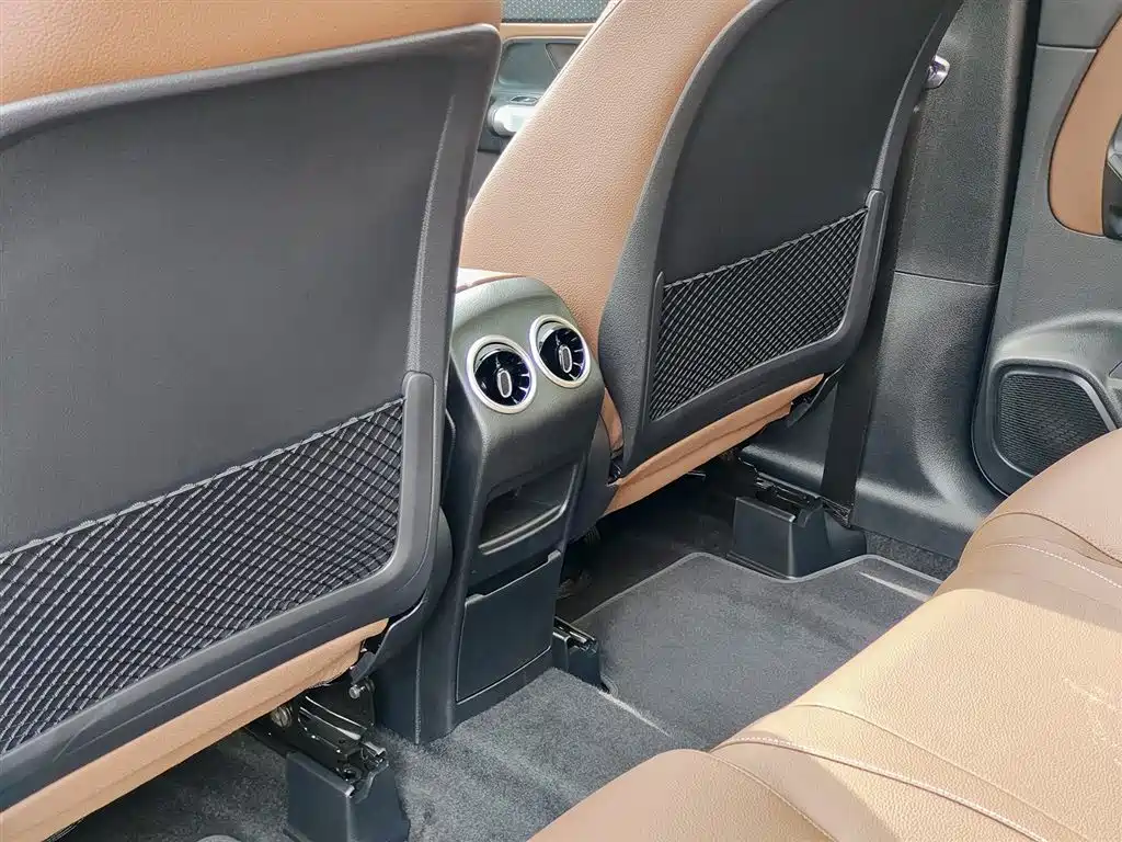 Mercedes-Benz GLB 2024 GLB 220 Dynamic фото 9