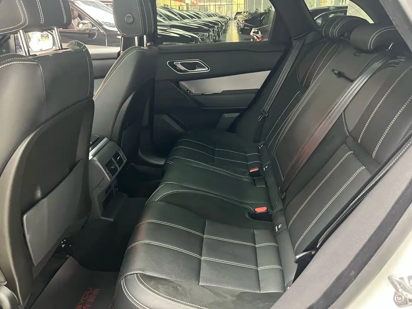 Land Rover Range Rover Velar 2020 P250 R-DYNAMIC S фото 10