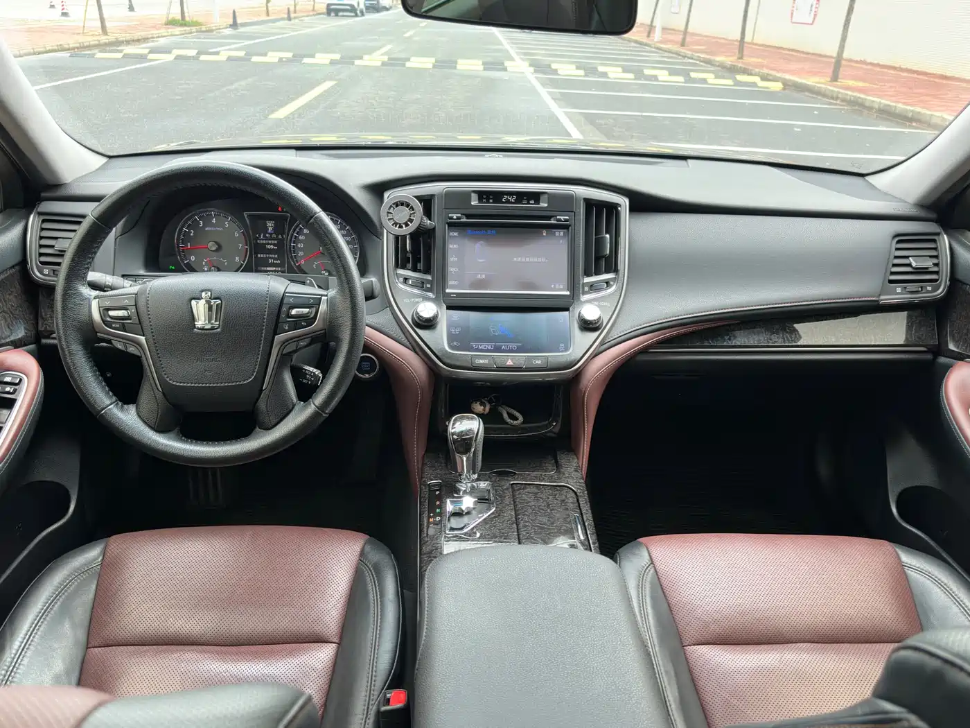 Toyota Crown 2018 2.0T Sport Edition фото 11