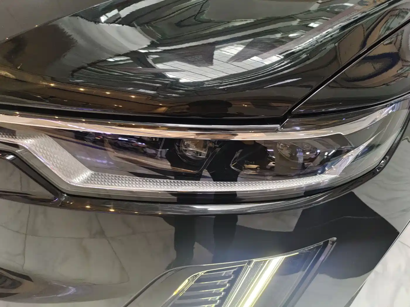 Cadillac XT6 2020 28T 6-Seater 4WD Luxury Model фото 4