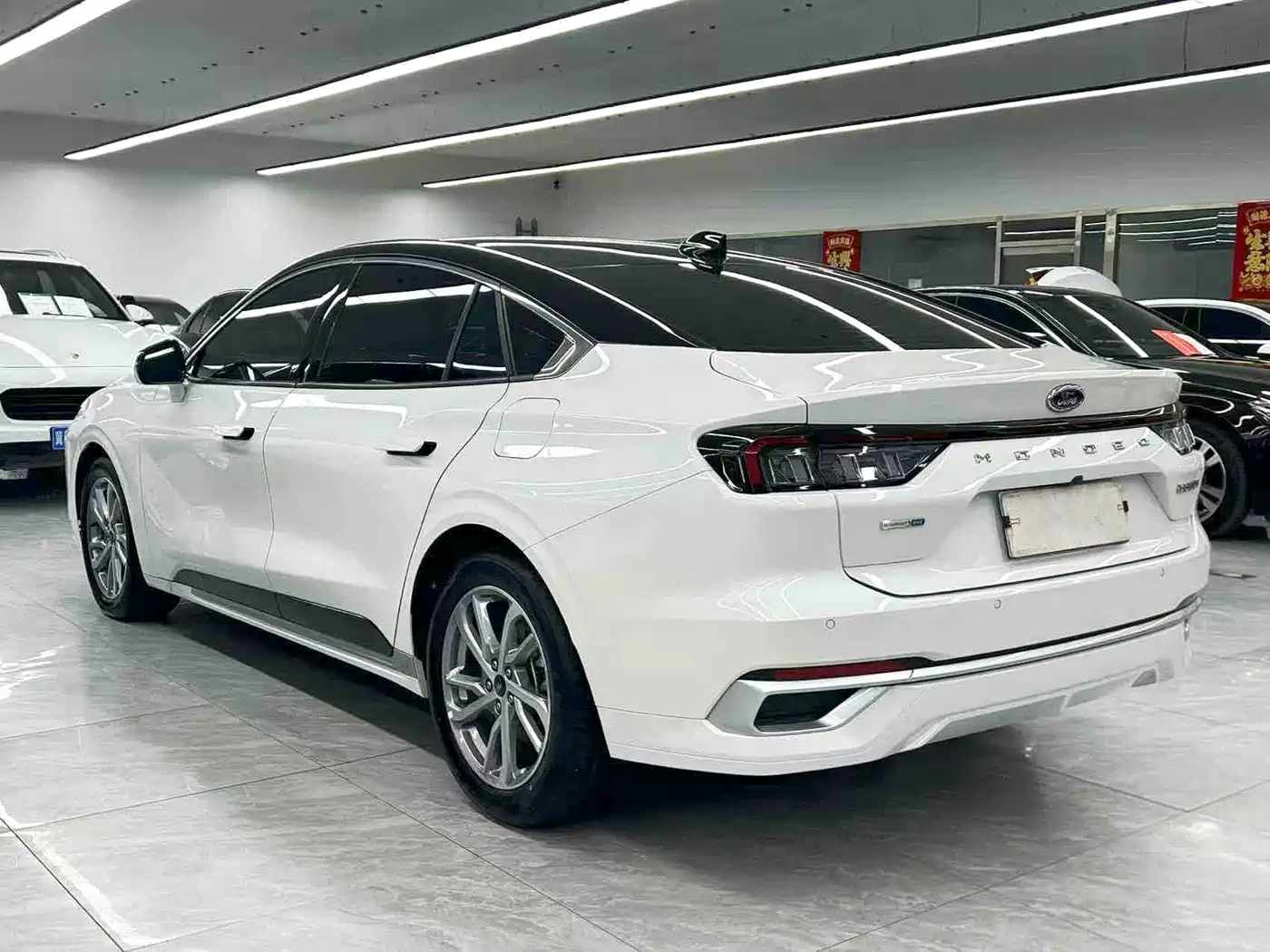 FORD MONDEO