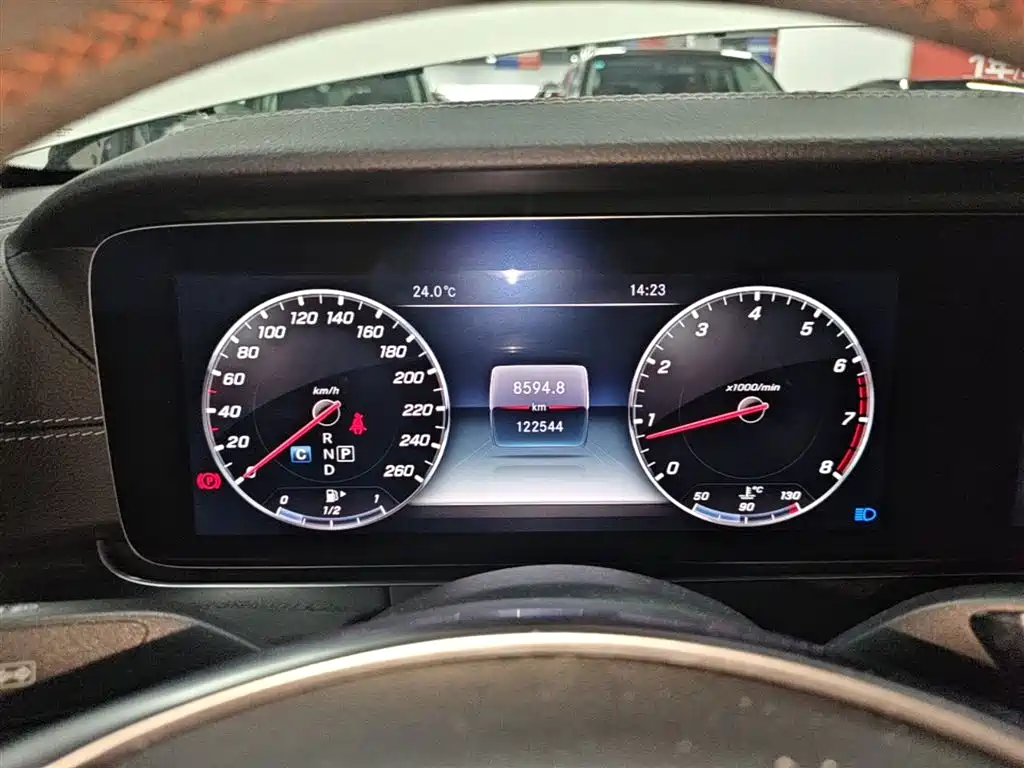 Mercedes-Benz E-Class 2018 Facelift E 300 L Sport Fashion фото 12