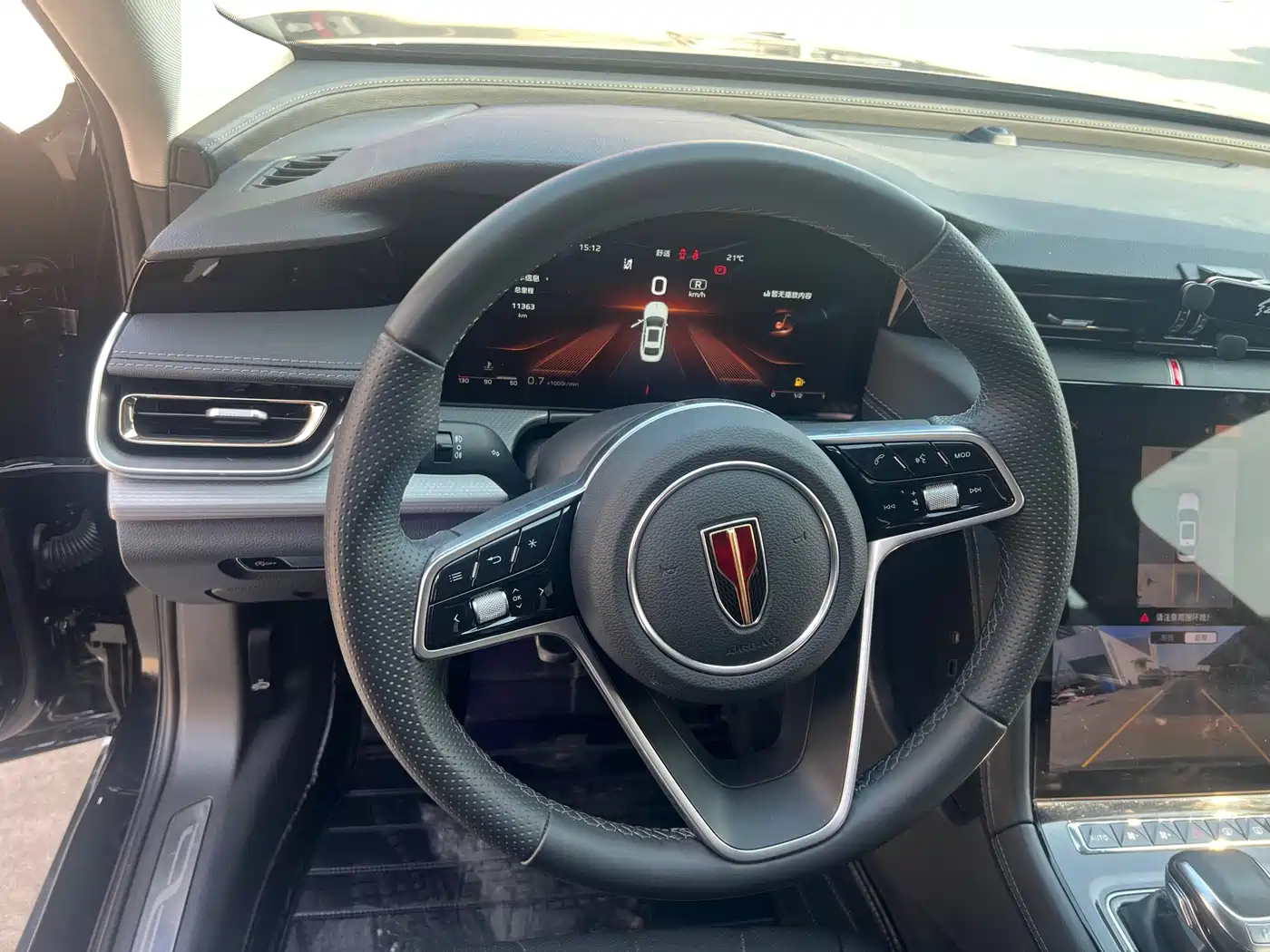 Hongqi H5 2024 2.0T Automatic Smart Connect Flag Leader Edition фото 7