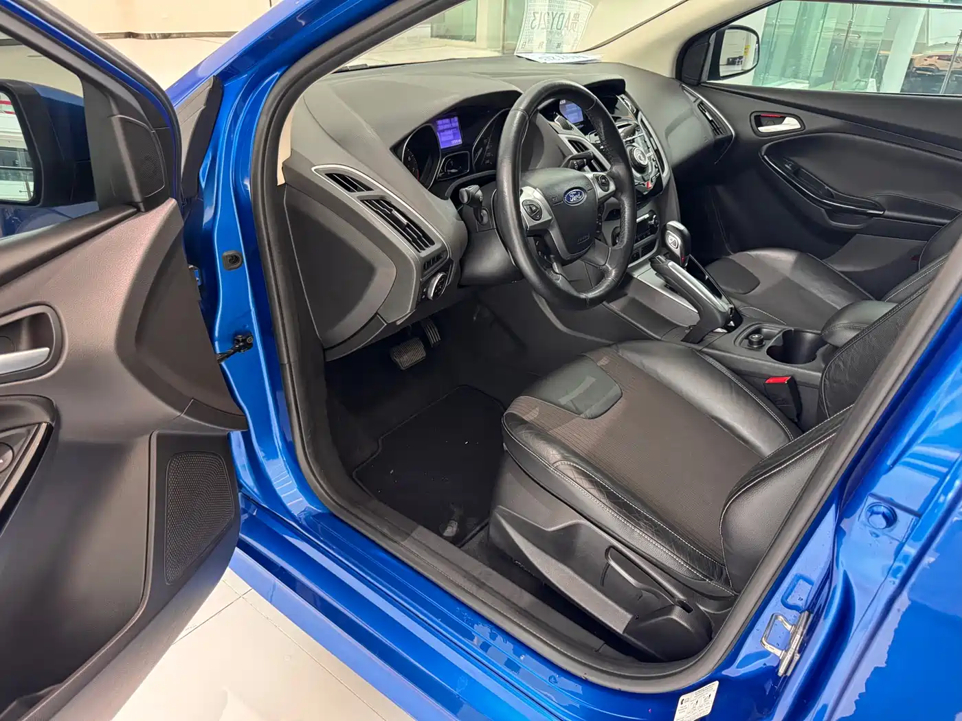 Photo 4 - Ford Focus